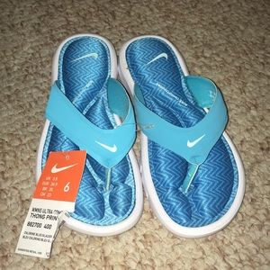 Brand new Women’s Nike sandals
